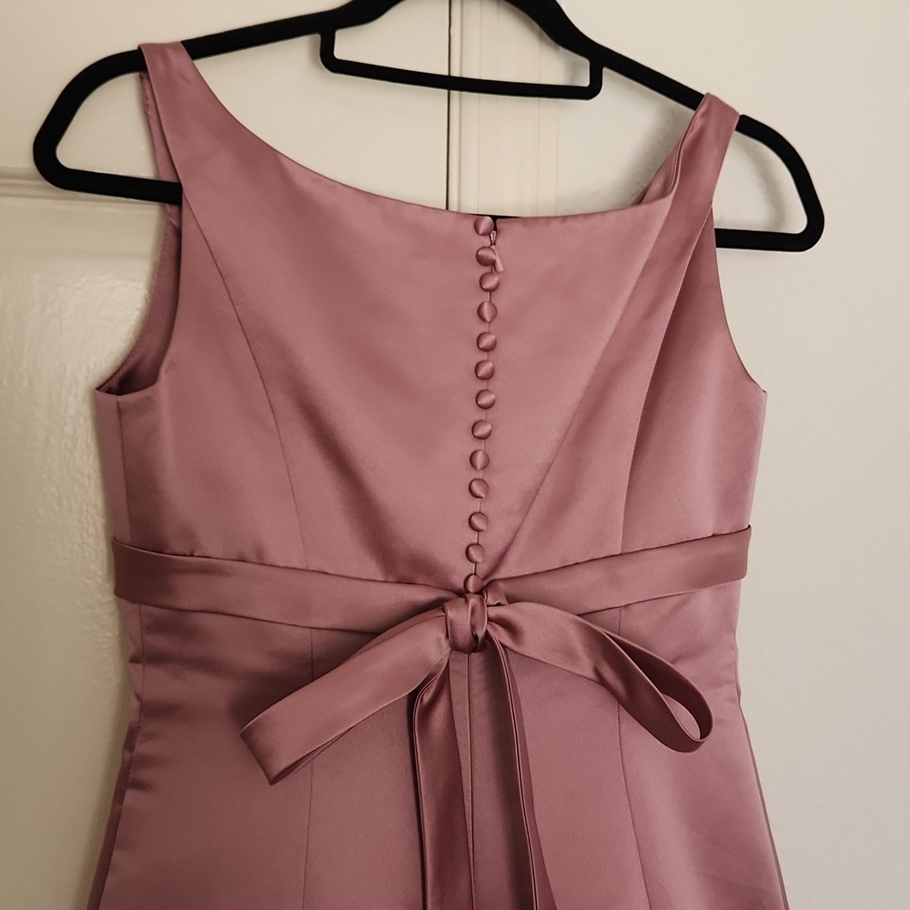 Vera Wang Designer Silky Back Bow Flare Maxi Princess Dress Size 8